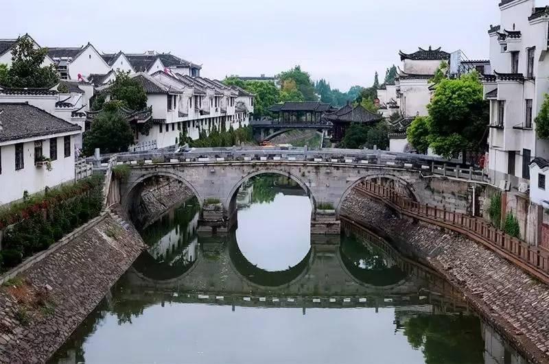 华密新材涨停 涨幅30.00%